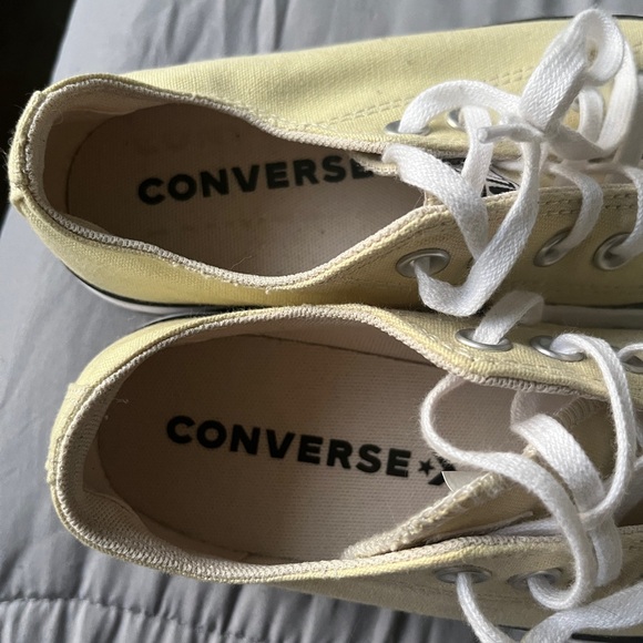 🌼🐝SIZE 7/7.5 Converse All Star Pale Yellow🐝🌼 - Picture 4 of 6